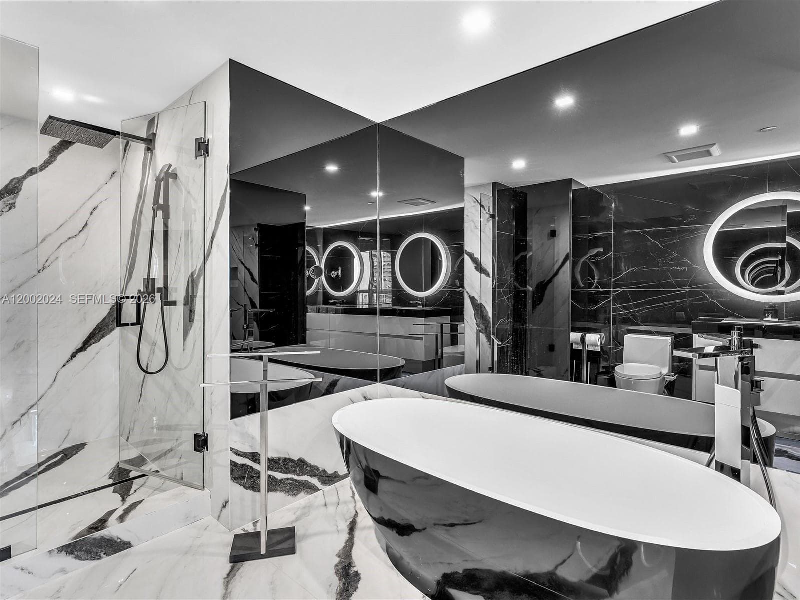 475 Brickell Ave # 2715, Miami FL 33131 — 30