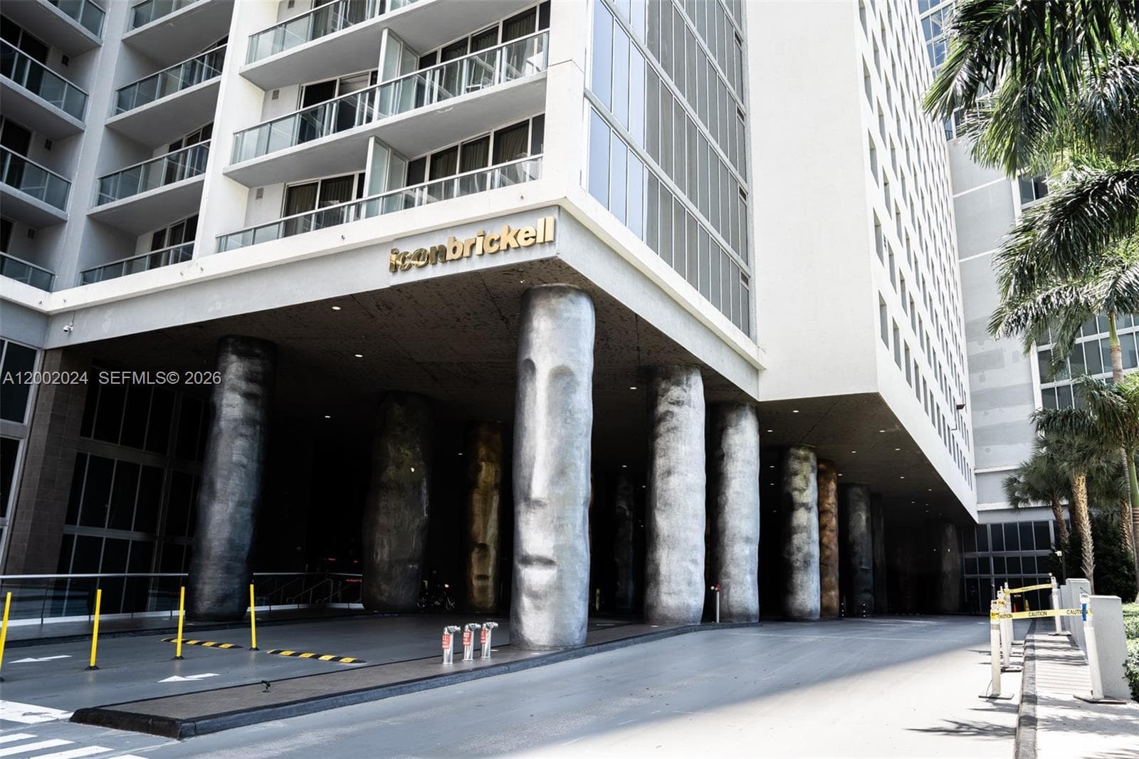 475 Brickell Ave # 2715, Miami FL 33131 — 44