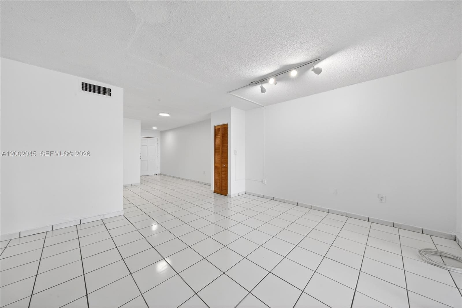 130 NW 87th Ave # H107, Miami FL 33172 — 20