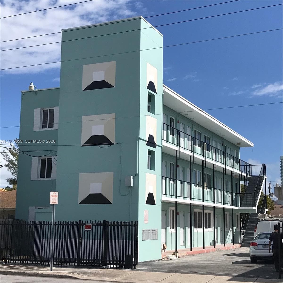 1815 NW 1st CT # 8, Miami FL 33136 — 1