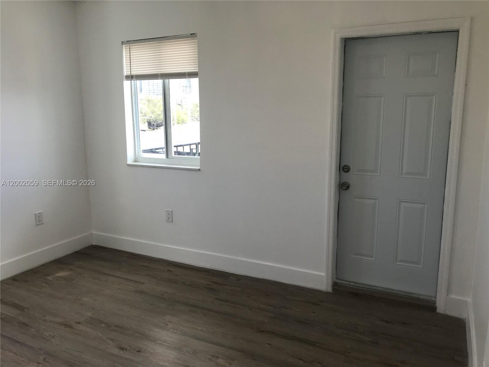 1815 NW 1st CT # 8, Miami FL 33136 — 5
