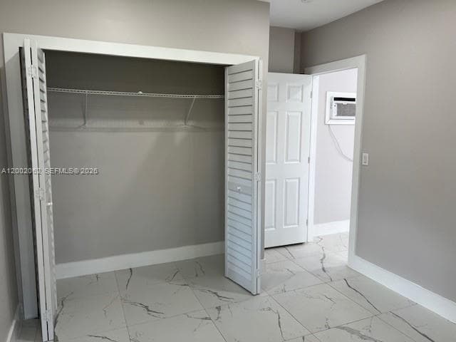 922 NW 2nd St # 4, Miami FL 33128 — 5
