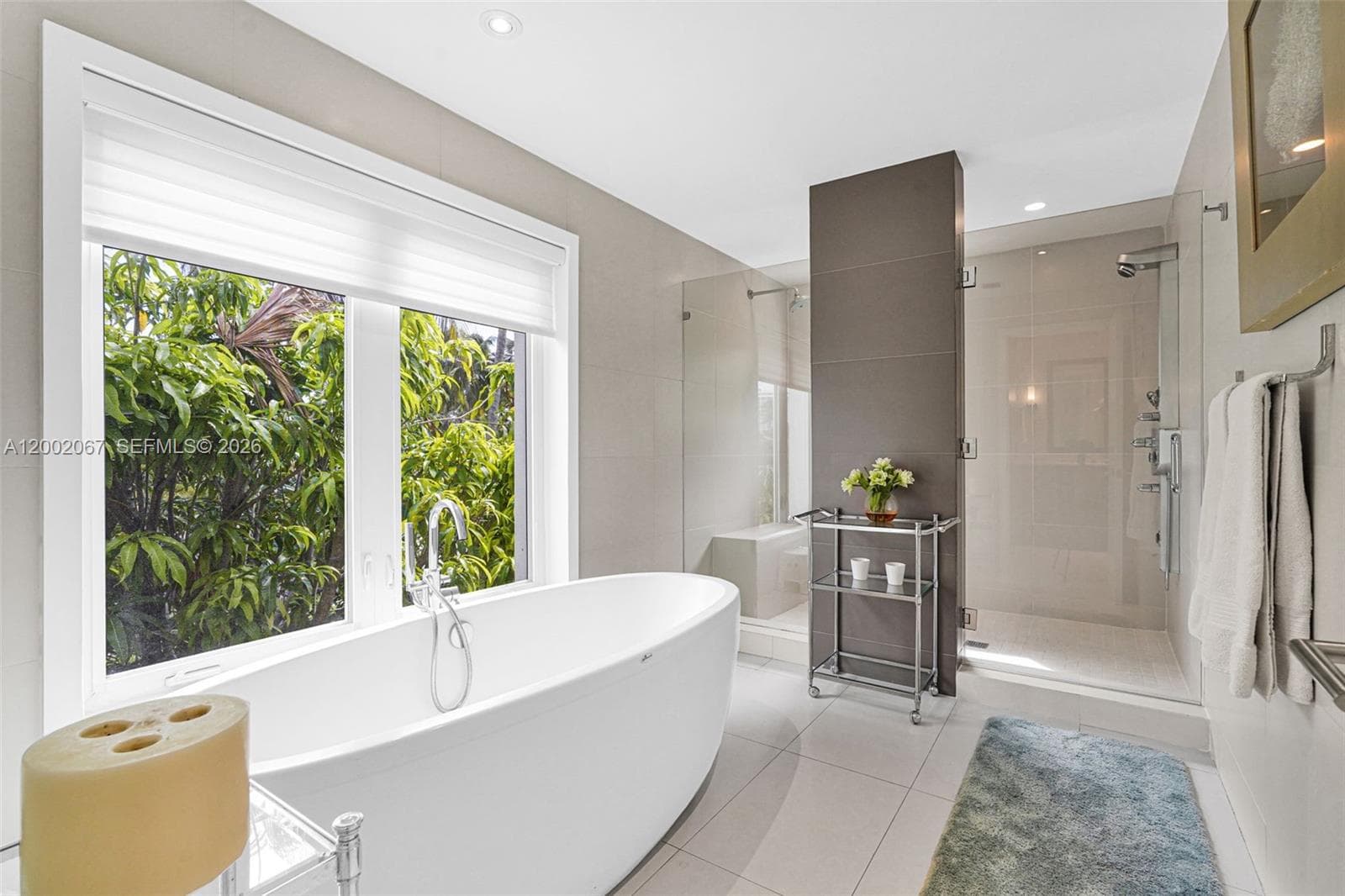 145 Biscay Dr, Bal Harbour FL 33154 — 14