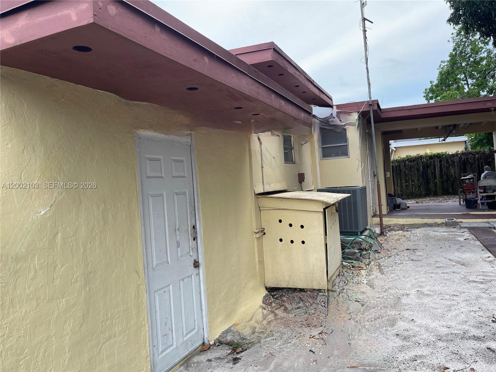 10820 NE 5th Ave, Miami FL 33161 — 20