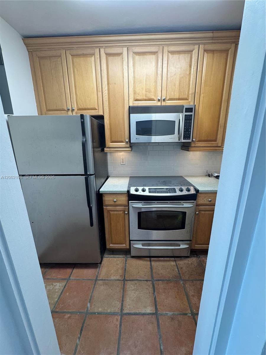 10281 E Bay Harbor Dr # C2, Bay Harbor Islands FL 33154 — 6