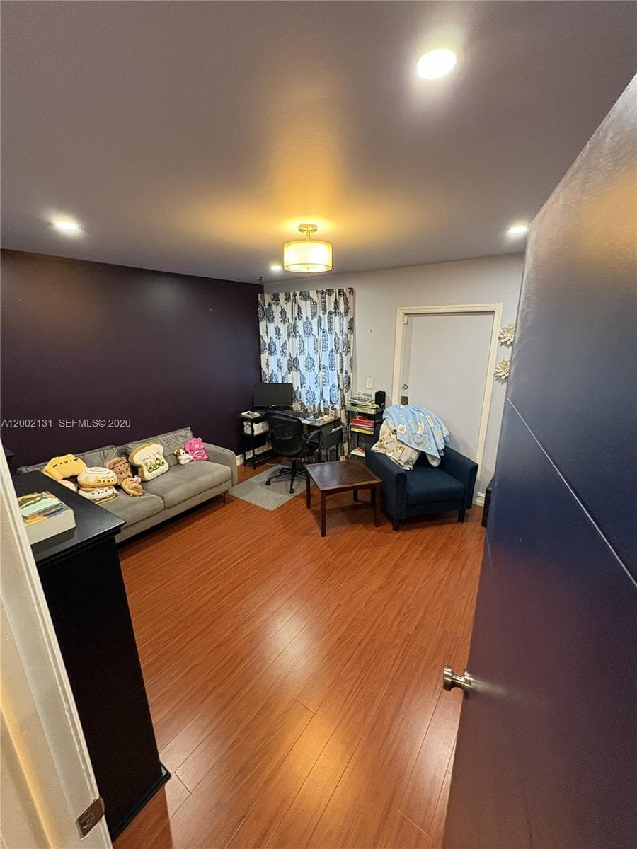 6530 Kendale Lakes Dr # 1303, Miami FL 33183 — 22