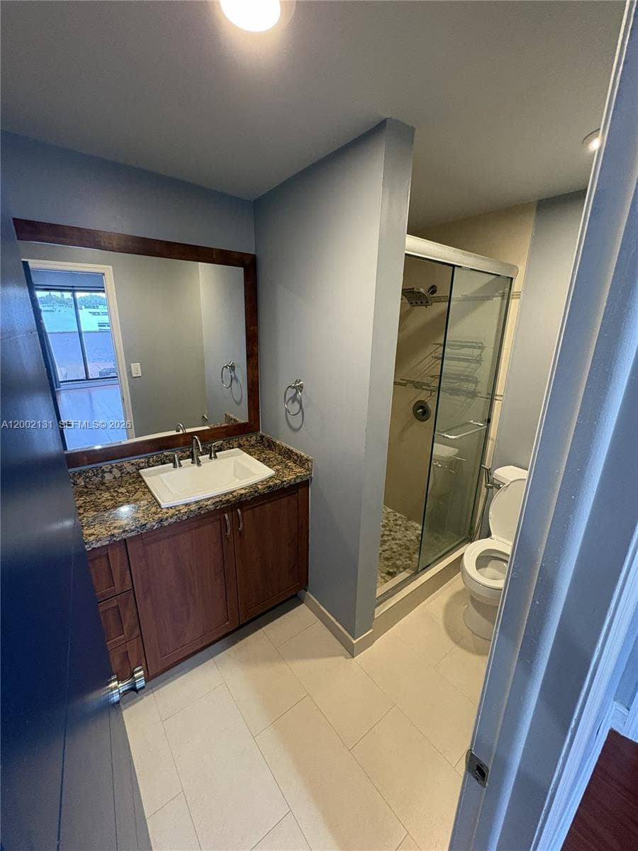 6530 Kendale Lakes Dr # 1303, Miami FL 33183 — 30