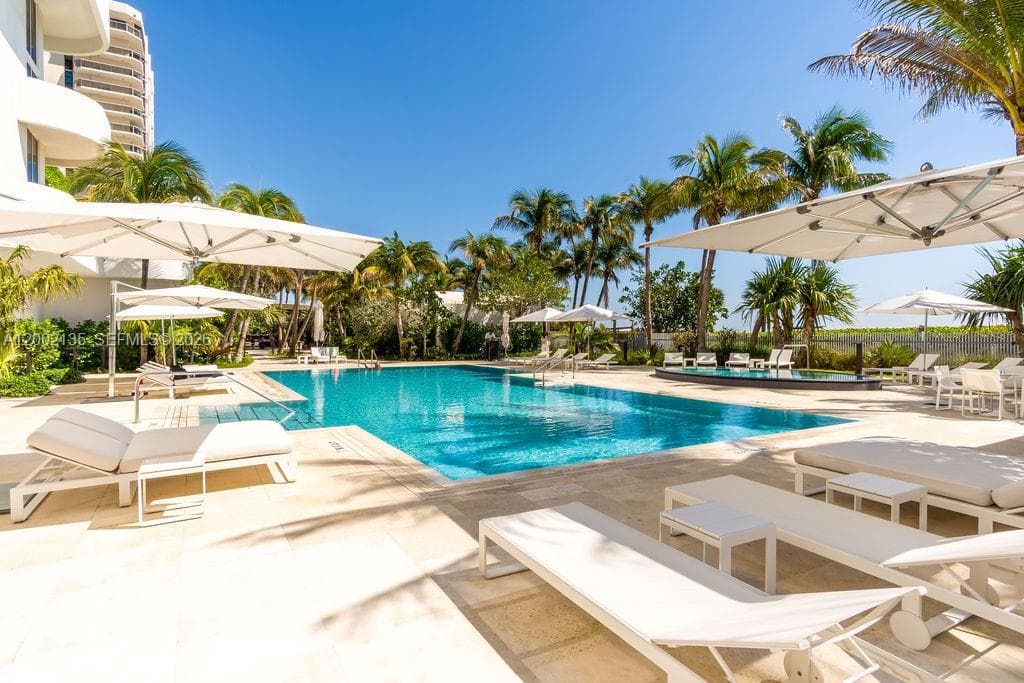 Akoya Condo, Miami Beach, FL — 43