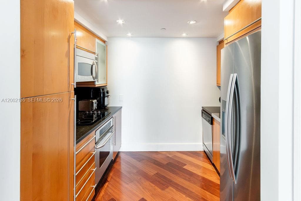 Akoya Condo, Miami Beach, FL — 16