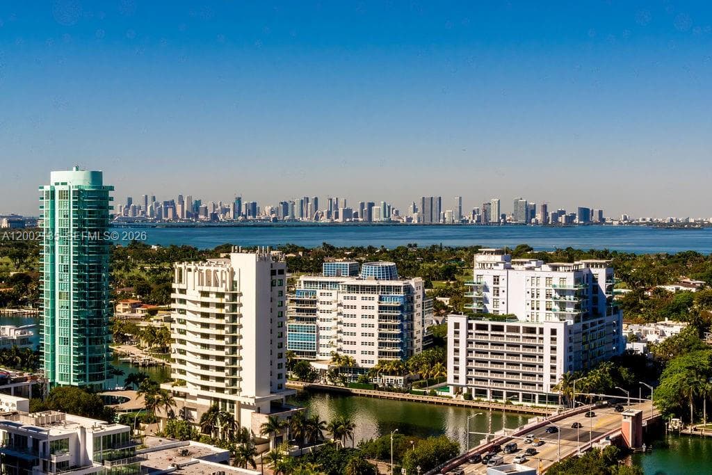 Akoya Condo, Miami Beach, FL — 12