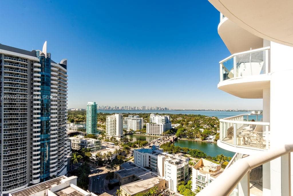 Akoya Condo, Miami Beach, FL — 11