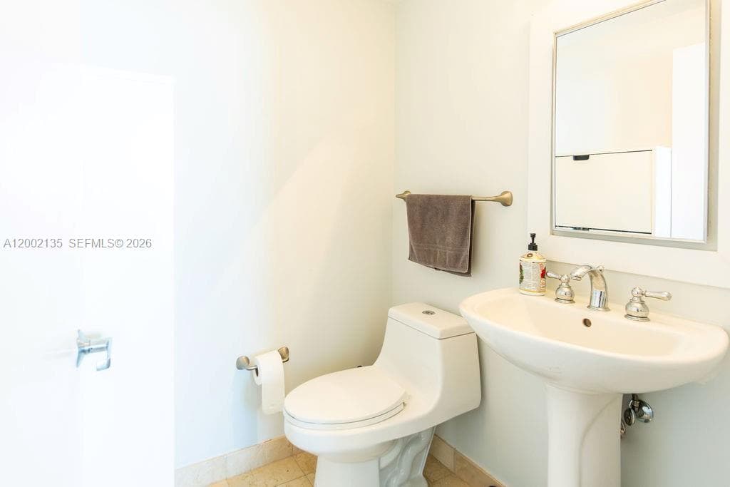 Akoya Condo, Miami Beach, FL — 31