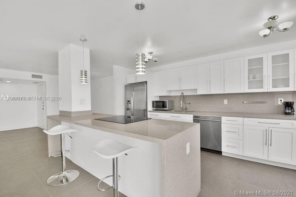 18041 Biscayne Blvd # 801, Aventura FL 33160 — 56