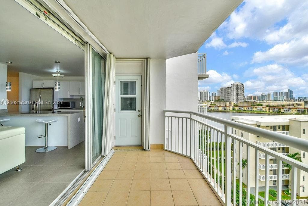 18041 Biscayne Blvd # 801, Aventura FL 33160 — 13