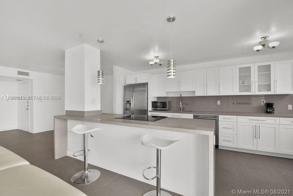 18041 Biscayne Blvd # 801, Aventura FL 33160 — 9