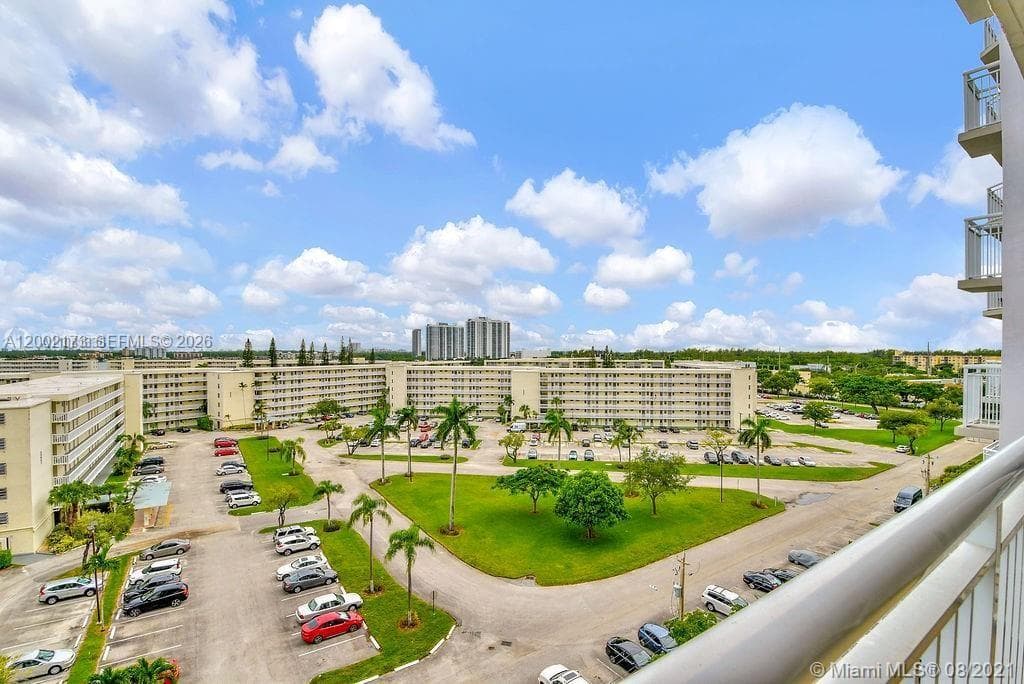 18041 Biscayne Blvd # 801, Aventura FL 33160 — 48