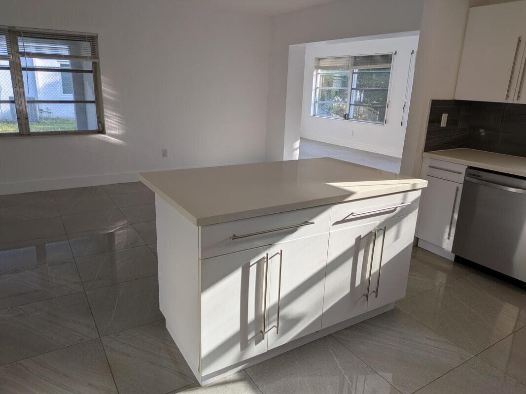 14521 Ellington Street, Miami FL 33176 — 9