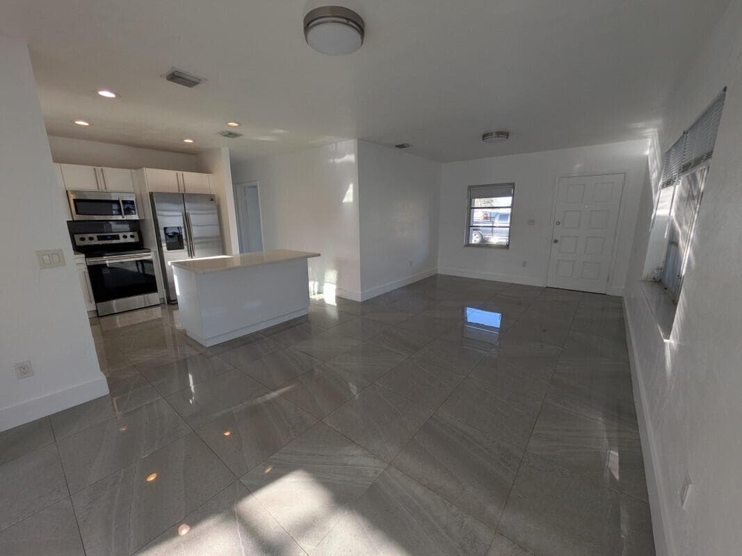 14521 Ellington Street, Miami FL 33176 — 10