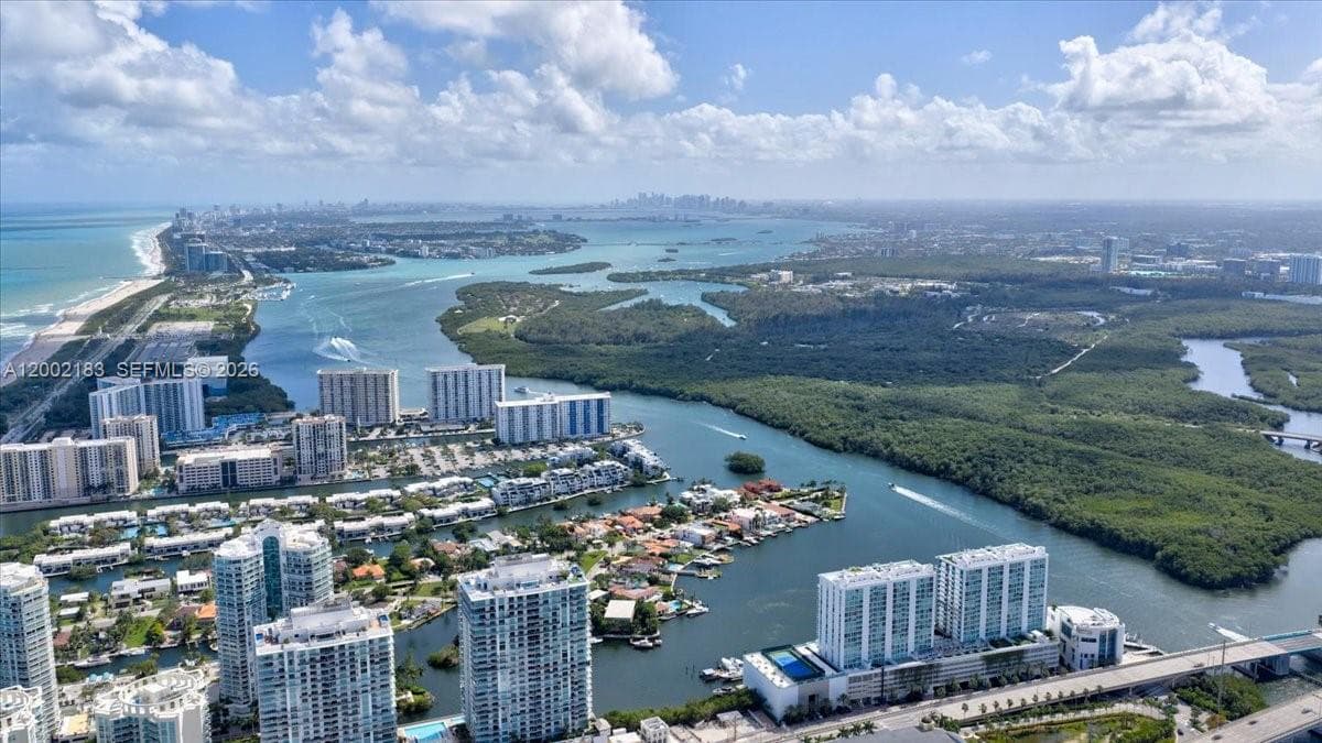 17201 Collins Ave # 1107, Sunny Isles Beach FL 33160 — 42