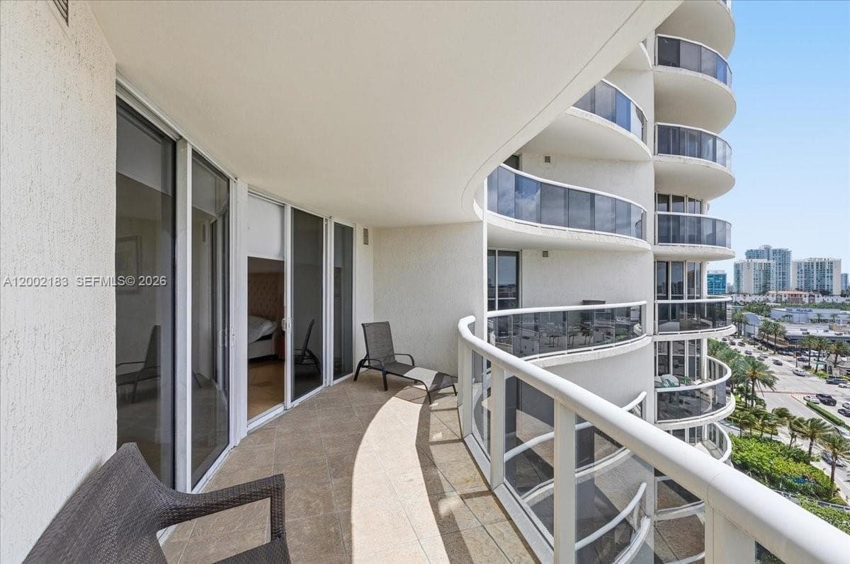 17201 Collins Ave # 1107, Sunny Isles Beach FL 33160 — 28