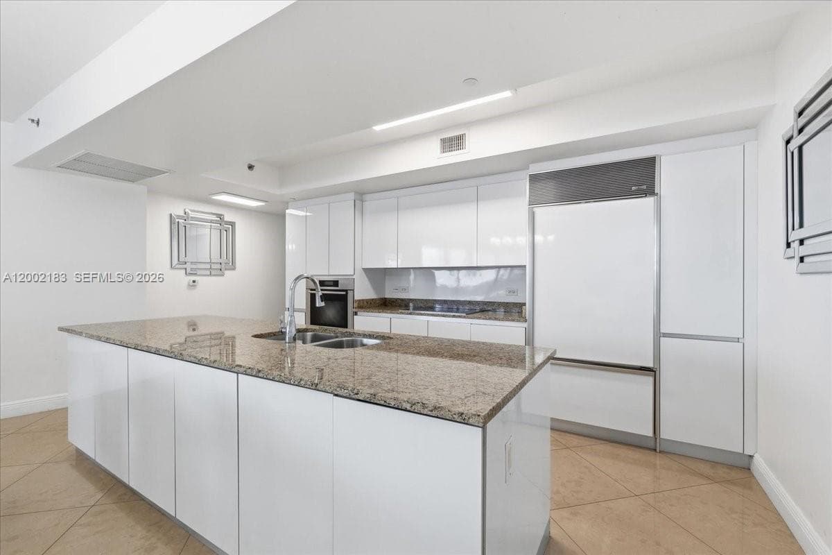 17201 Collins Ave # 1107, Sunny Isles Beach FL 33160 — 11