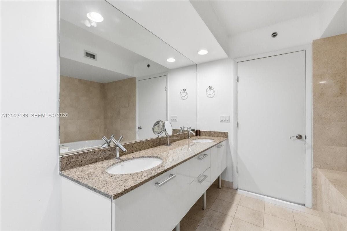 17201 Collins Ave # 1107, Sunny Isles Beach FL 33160 — 25