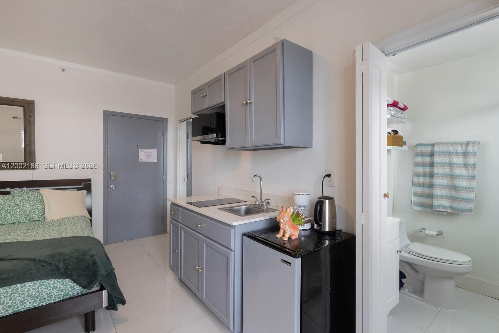 335 Ocean Dr # 120, Miami Beach FL 33139 — 10