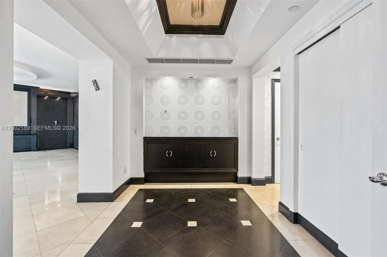 21050 Point Pl # 403, Aventura FL 33180 — 2