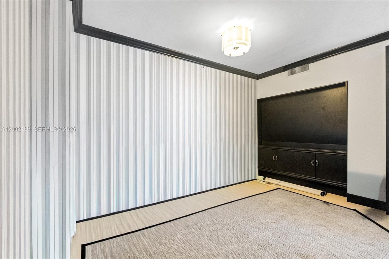 21050 Point Pl # 403, Aventura FL 33180 — 25