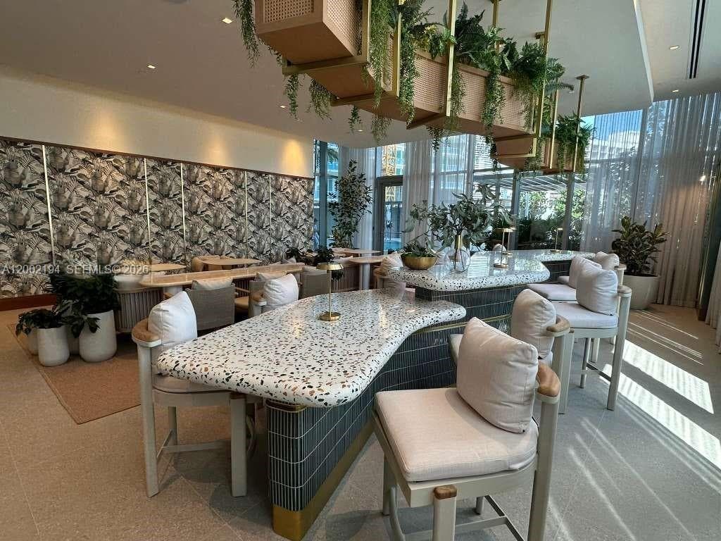 77 SE 5th street # 1011, Miami FL 33131 — 13
