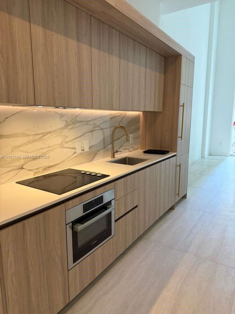 77 SE 5th street # 1011, Miami FL 33131 — 1