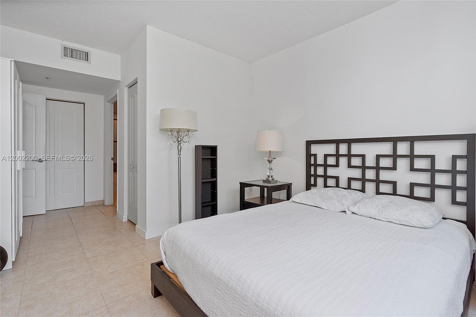 110 Washington Ave # 1502, Miami Beach FL 33139 — 17