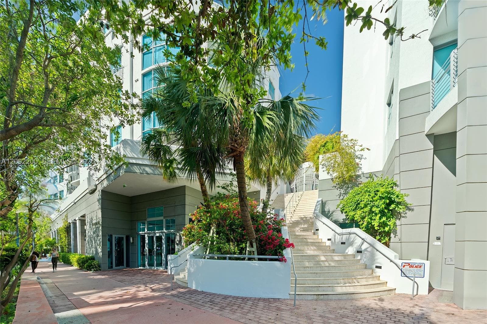 110 Washington Ave # 1502, Miami Beach FL 33139 — 49