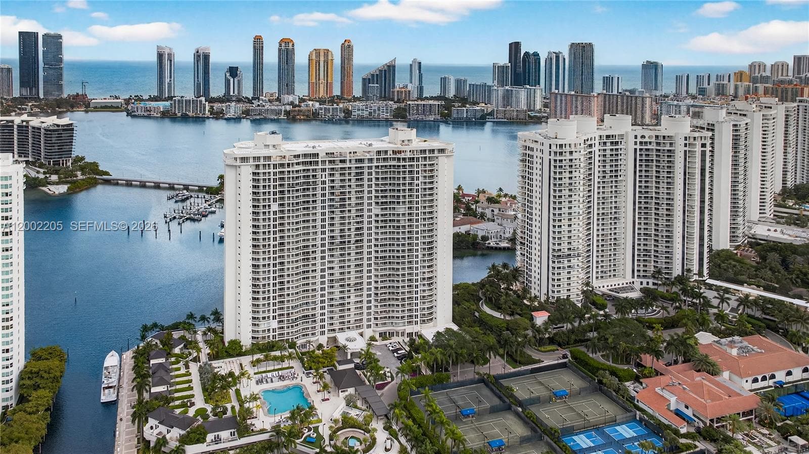 7000 Island Blvd # 02, Aventura FL 33160 — 57
