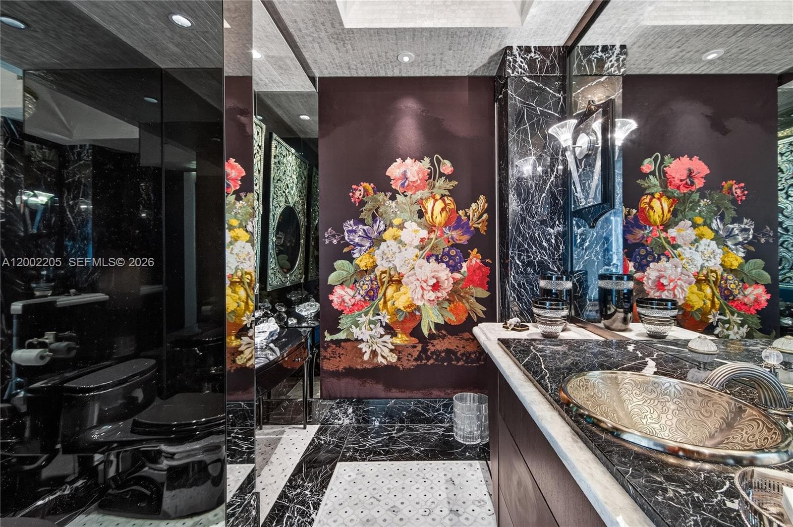7000 Island Blvd # 02, Aventura FL 33160 — 35