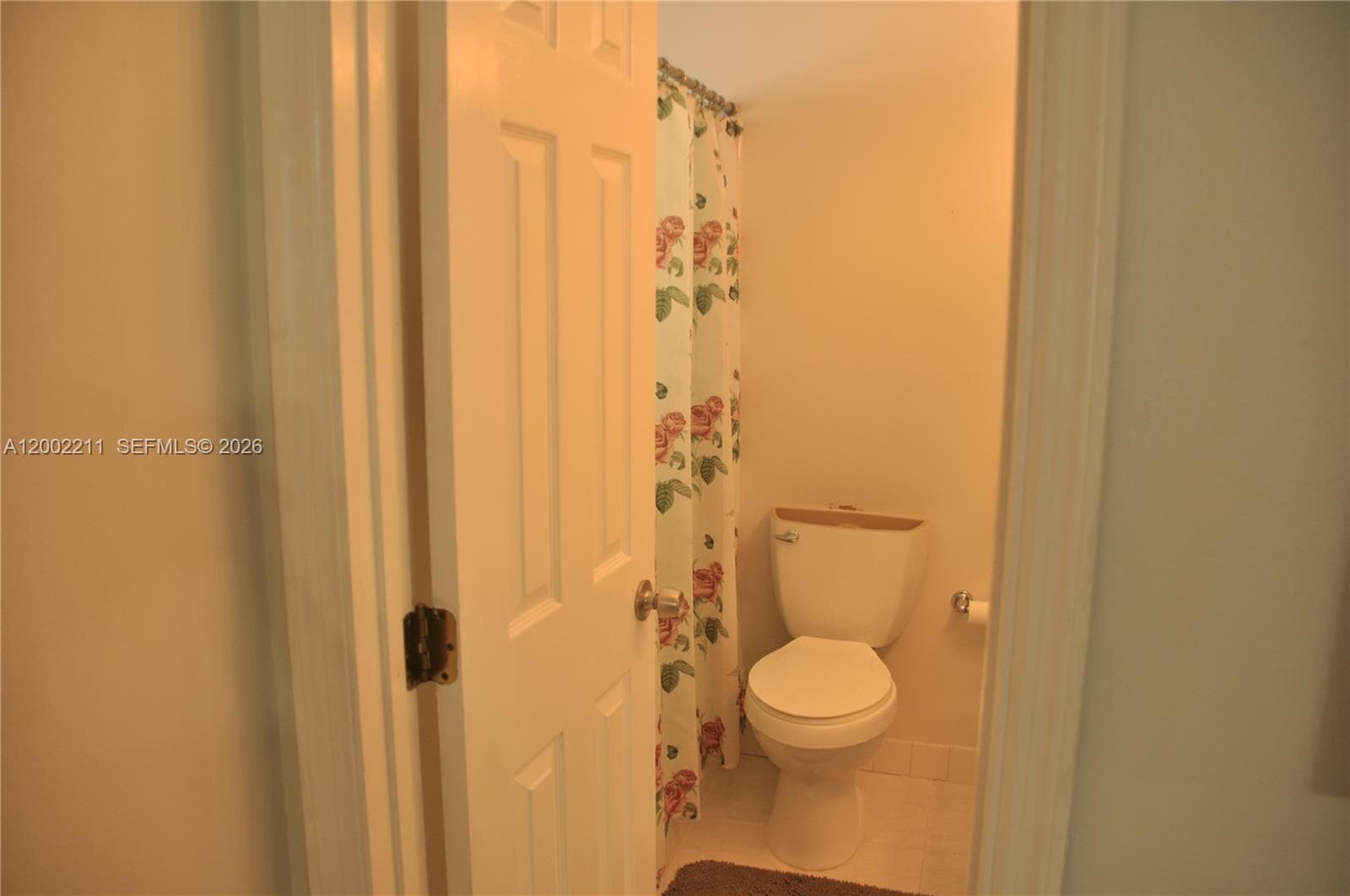1301 W 61st Pl, Hialeah FL 33012 — 6