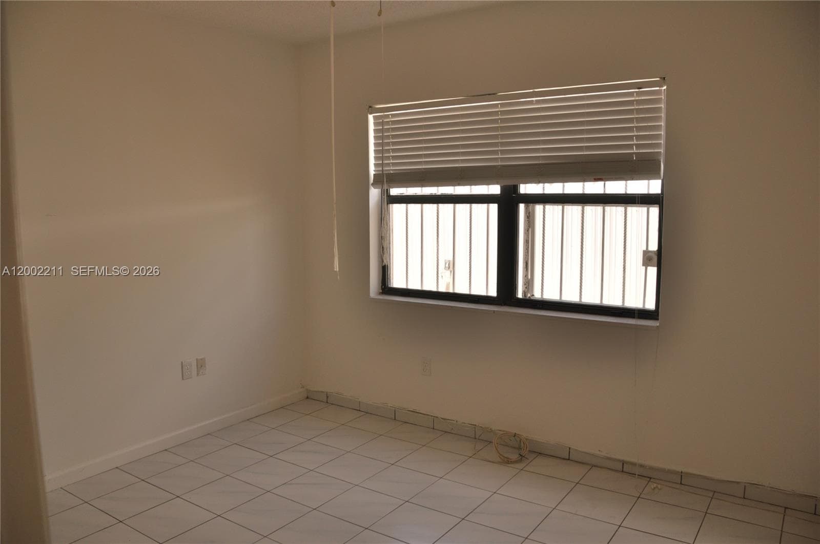 1301 W 61st Pl, Hialeah FL 33012 — 22