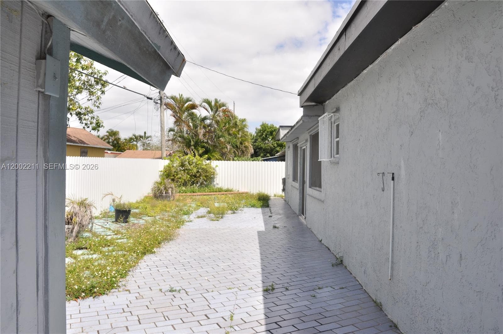 1301 W 61st Pl, Hialeah FL 33012 — 32