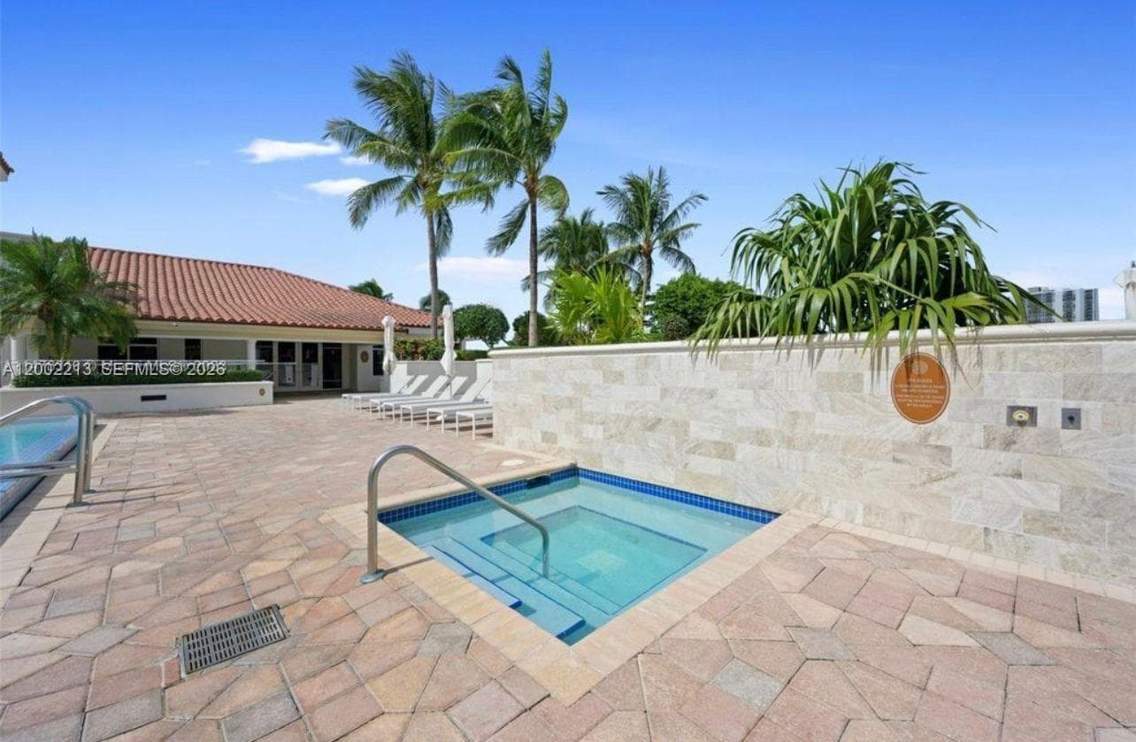 20000 E Country Club Dr # 906, Aventura FL 33180 — 12