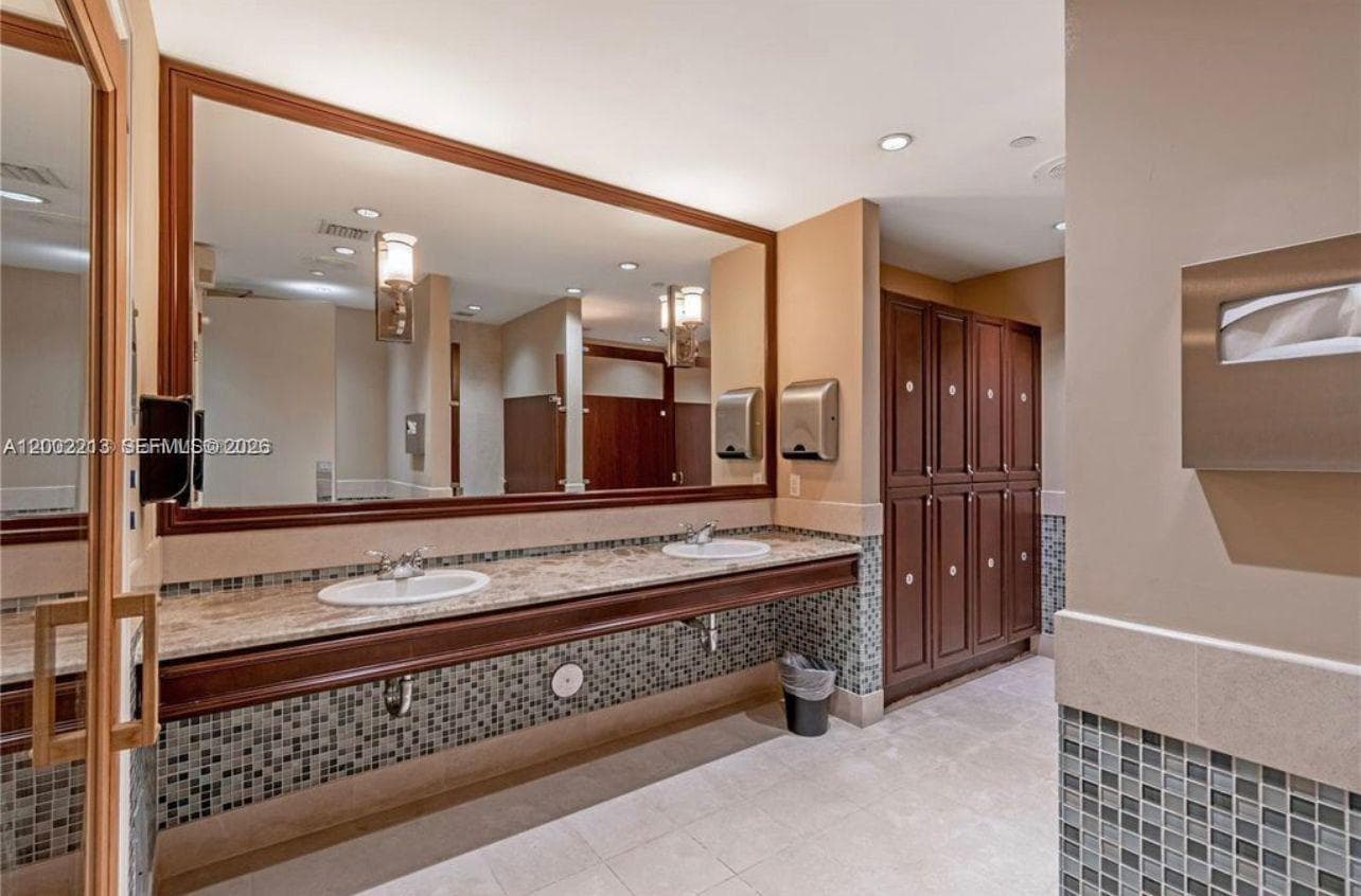 20000 E Country Club Dr # 906, Aventura FL 33180 — 10