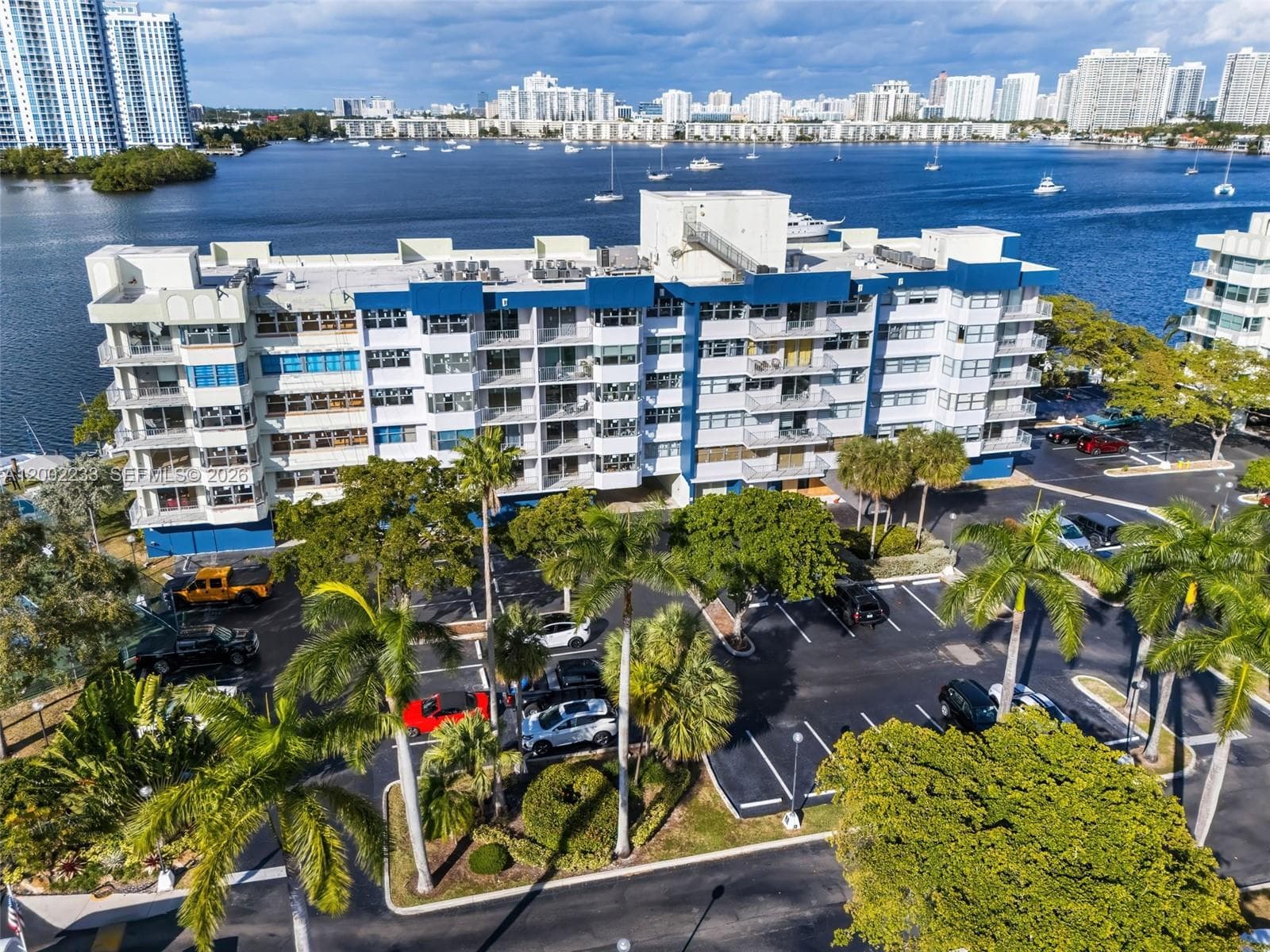 16546 NE 26th Ave # 3J, North Miami Beach FL 33160 — 2