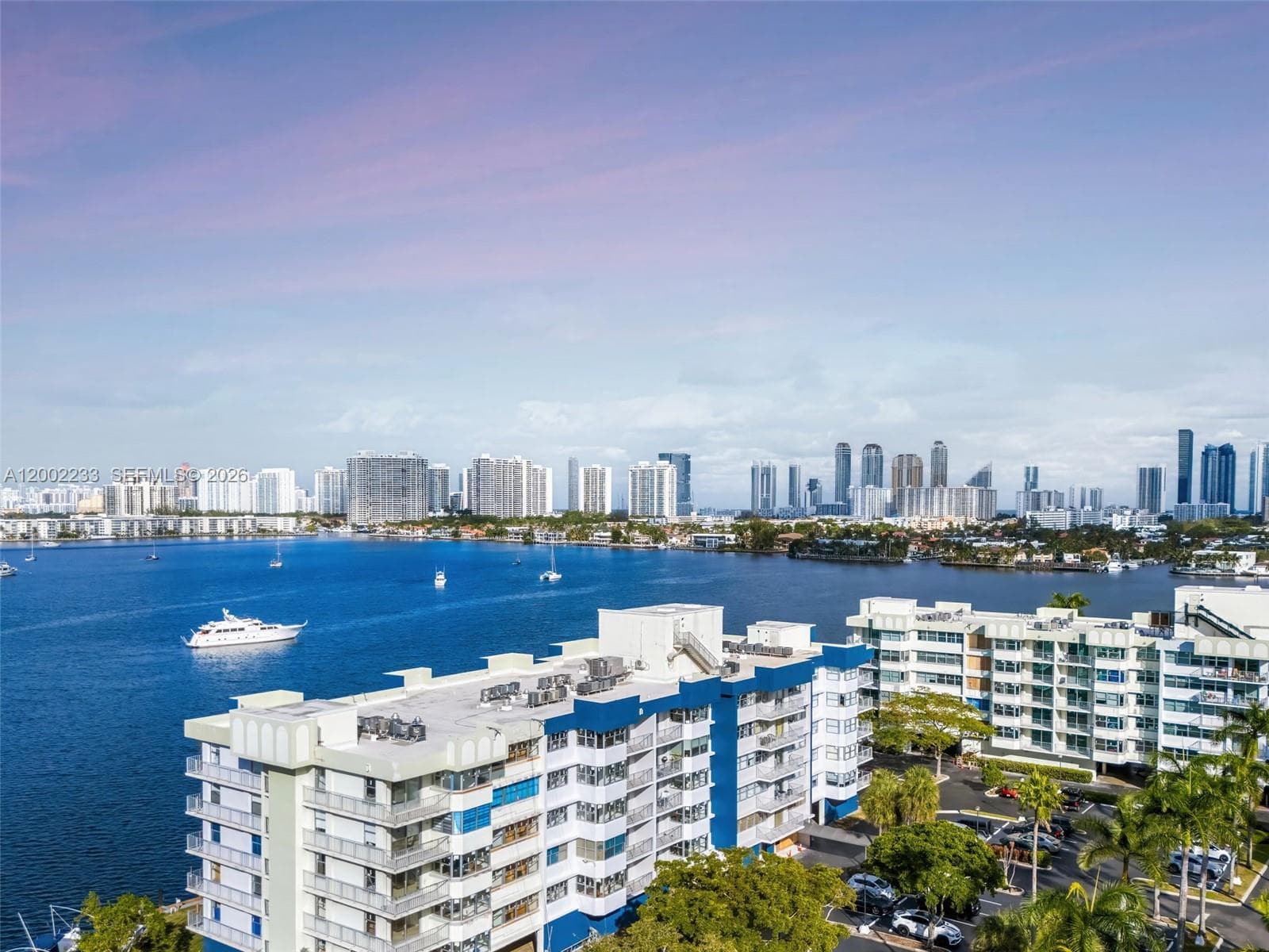16546 NE 26th Ave # 3J, North Miami Beach FL 33160 — 3
