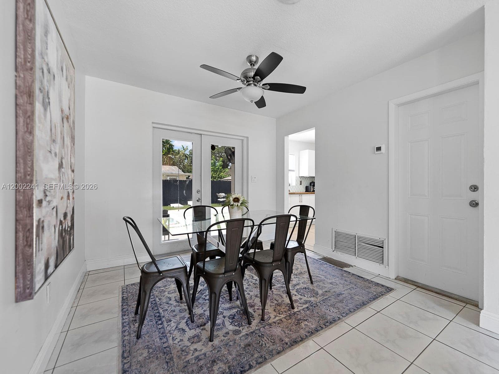 560 NE 161st St, Miami FL 33162 — 20