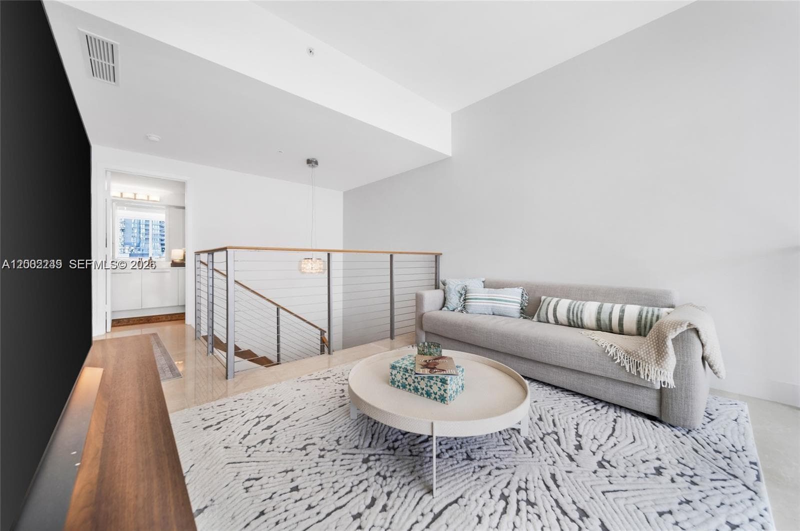 92 SW 3rd St # 902, Miami FL 33130 — 17