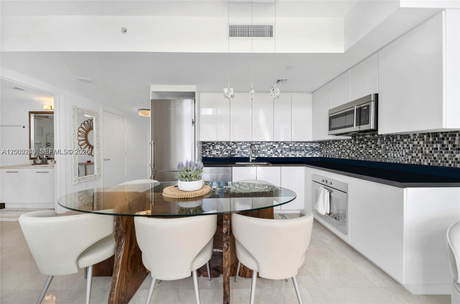 92 SW 3rd St # 902, Miami FL 33130 — 10