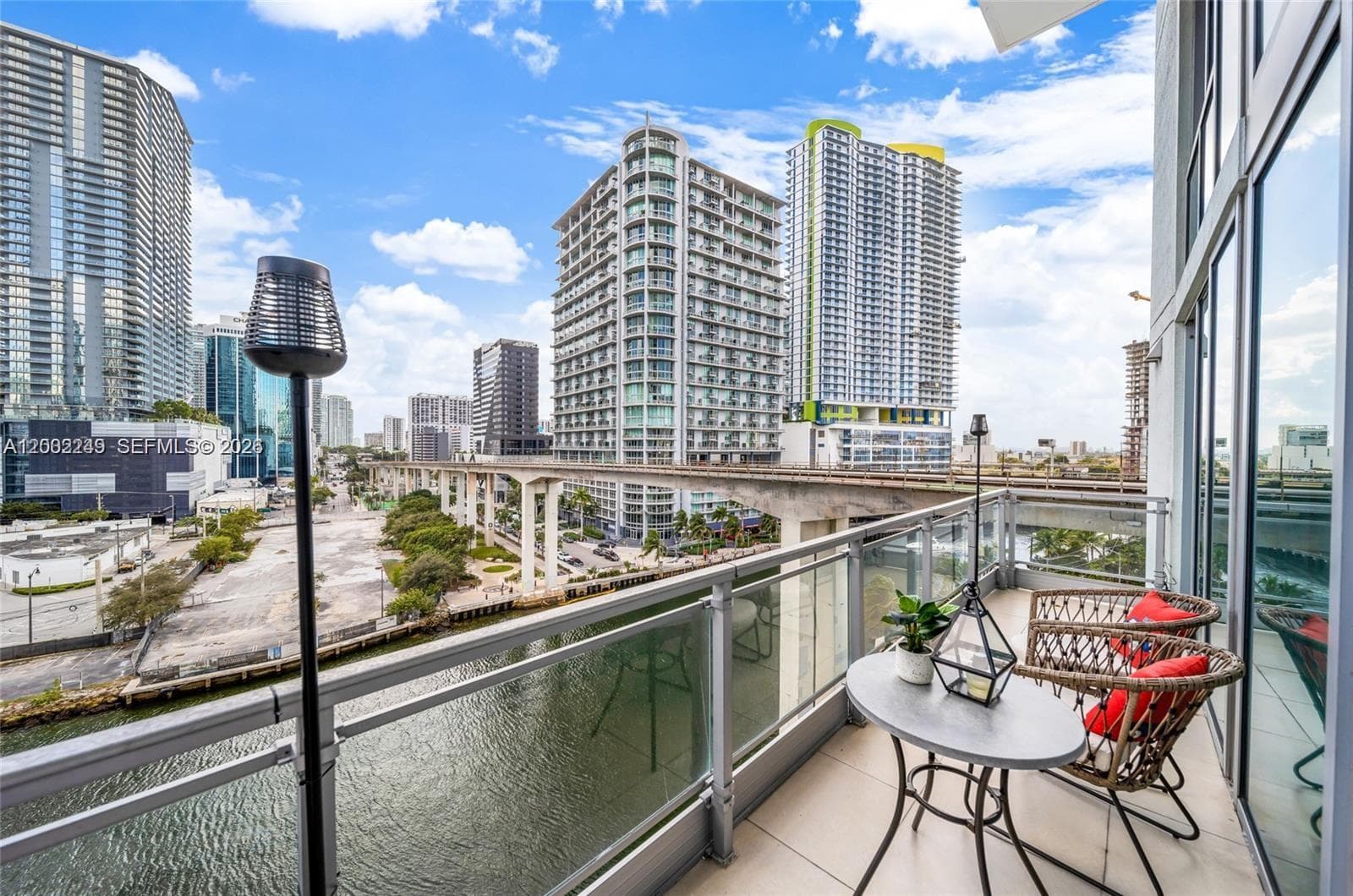 92 SW 3rd St # 902, Miami FL 33130 — 4