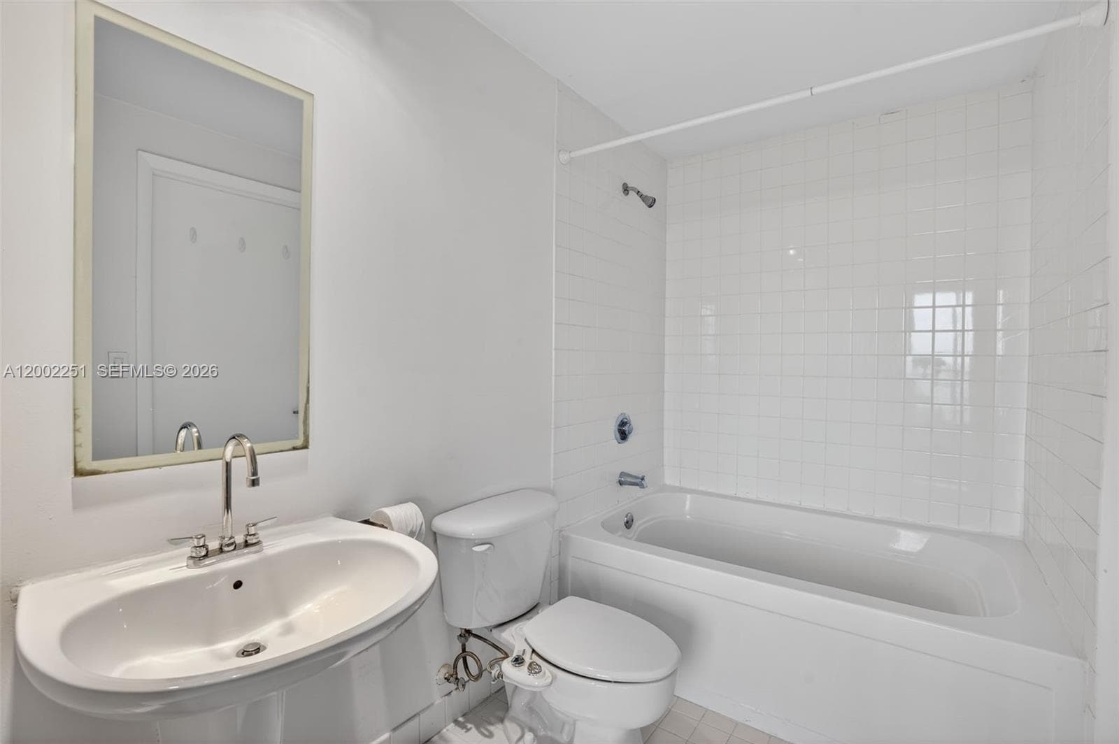 10 SW South River Dr # 1410, Miami FL 33130 — 16
