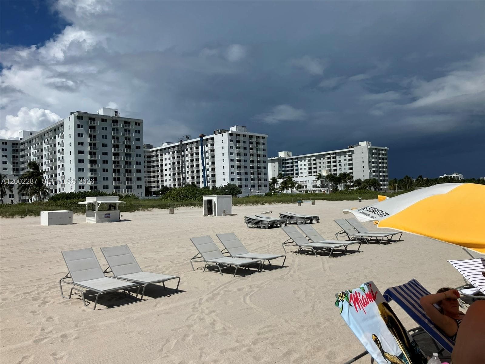 335 Ocean Dr # 306, Miami Beach FL 33139 — 30