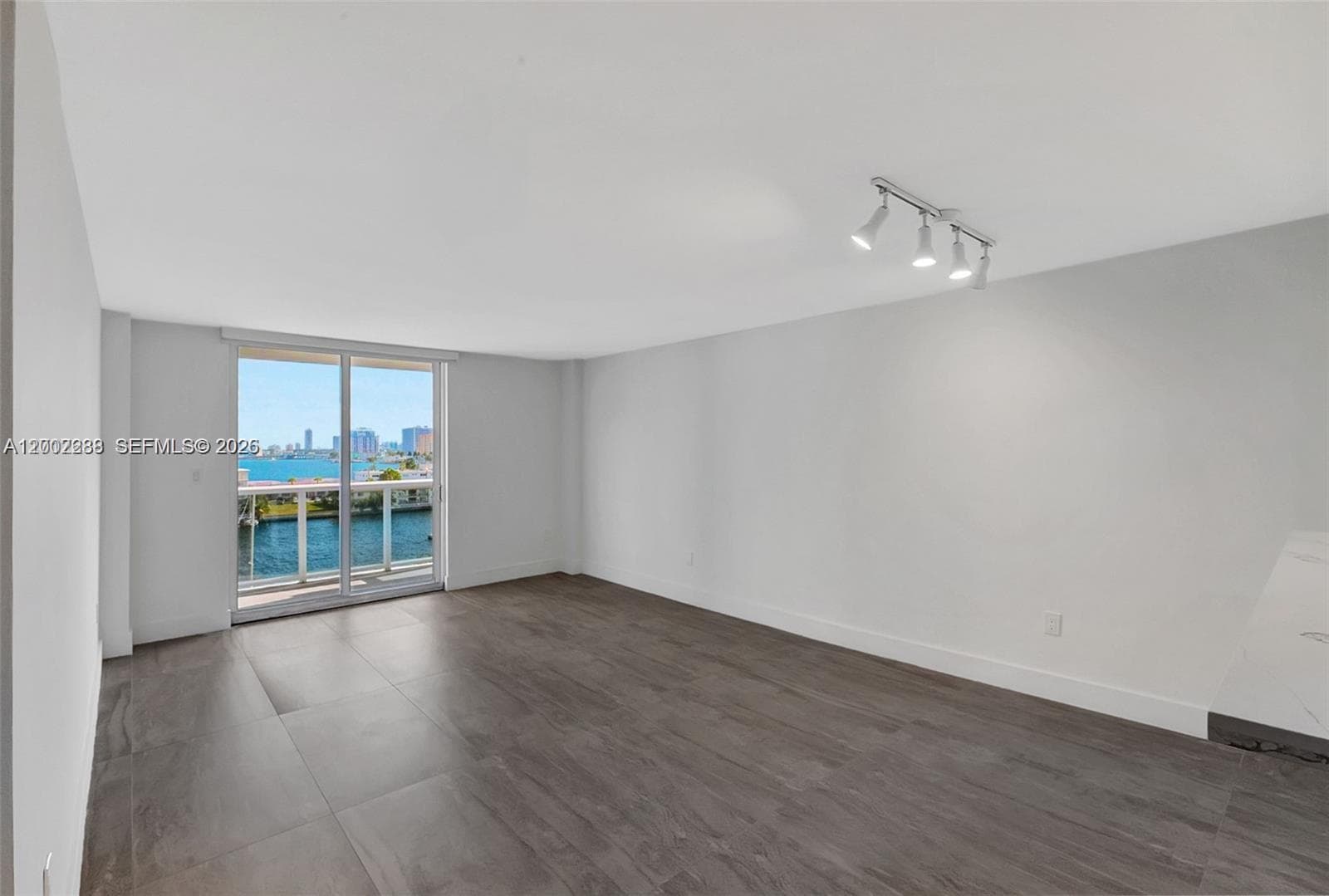 7928 West Dr # 802, North Bay Village FL 33141 — 7