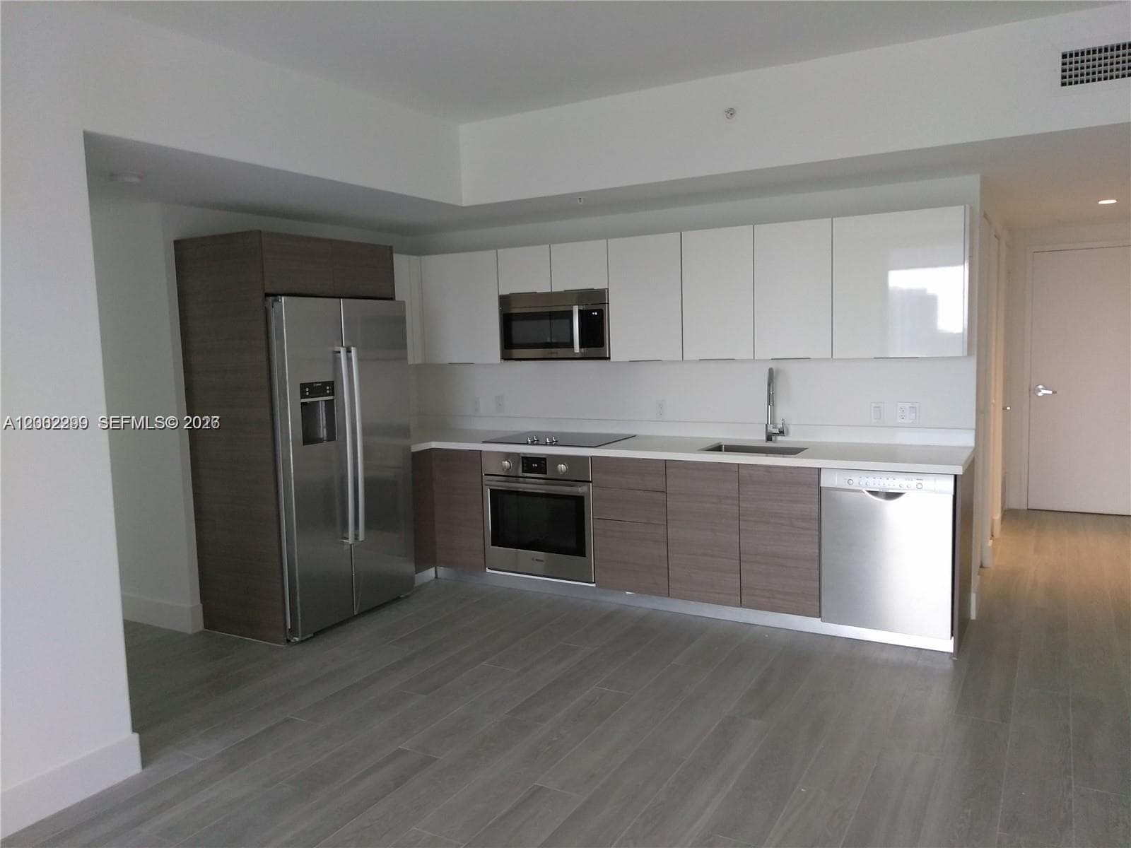 1010 SW 2nd Ave # 1901, Miami FL 33130 — 5